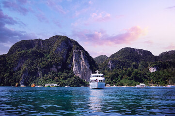 Poster - Beautiful landscape with rocks, cliffs, tropical beach. Phi Phi Island, Thailand.