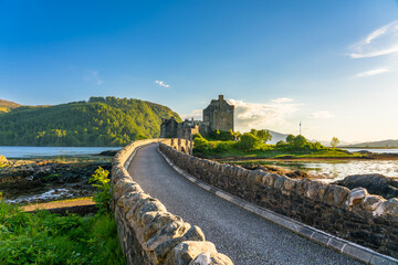 Wall Mural - Eilean Donan Castle at sunset in Scotland. United Kingdom