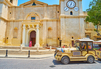 Fun Train tours in Valletta, Malta