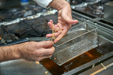 Cook's master class how to make a form of spaghetti