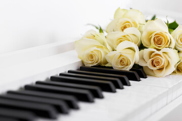 Wall Mural - White piano and bouquet of roses