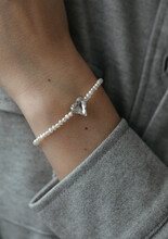 Pearl Bracelet With Heart Charm 
