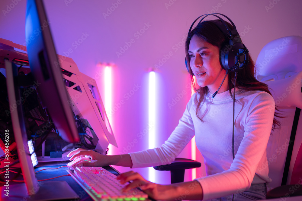 Dikini uning bogziga chuqur soldi Katta dumbali porno aktrisa