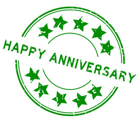 Wall Mural - Grunge green happy anniversary word round rubber seal stamp on white background