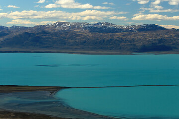 Canvas Print - Landscape showing the Lago Argentino, at El Calafate, Patagonia, Argentina