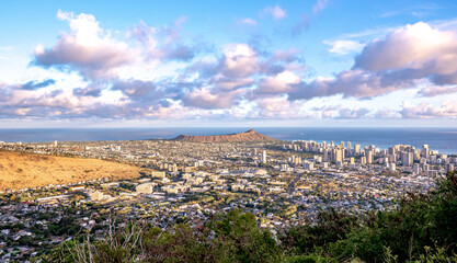 Fototapete - Waikiki and Diamond Head from Tantalus lookout
