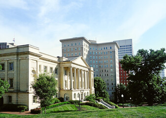 Wall Mural - View of downtown Richmond from the state capitol grounds with the Dept of Agriculture building in the foreground