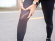 © yongyut - posture of a person who is jogging and have symptoms Problems with the leg muscles around the knee