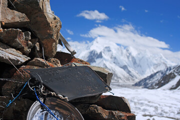 This is a memorial of deceased climbers of K2, it is very hard to find when you approach from Baltoro glacier, and een harder to descend. Concordia and  Mitre peak can be seen in the background. 