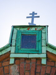 Canvas Print - Krivosejeva green Old Believers Church in sunny summer day, Latvia.