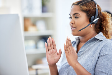 Aufkleber - Online seminar, workshop, and meeting being had by a call center agent explaining, taking and having a conversation on a desktop computer while working in an office. Female giving customer service