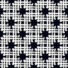 Weave Motif Handdrawn Geometric Print. Paint Brush Strokes Seamless Pattern. Freehand Grunge Design Background. Modern Mesh Ornament