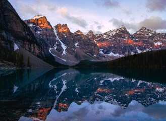  Moraine lake