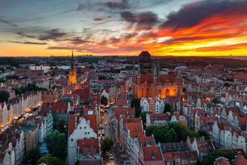 Wall Mural - Beautiful architecture of the Main Town of Gdansk at sunset. Poland