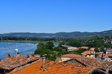 Wall Mural -  View over Pasignano sul Trasimeno and the Lago di Trasimeno in Umbria 