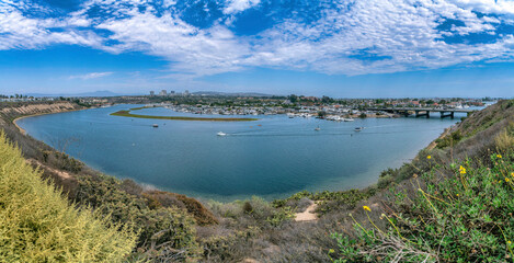 Canvas Print - View of Newport Harbor at Castaways Park in Newport Beach in California