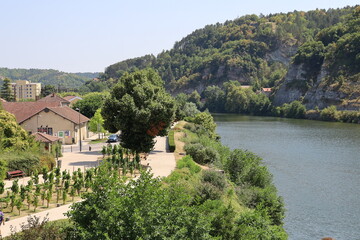 La rivière le Lot, ville de Cahors, département du Lot, France