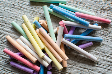 a set of multi-colored crayons for drawing for children's creativity