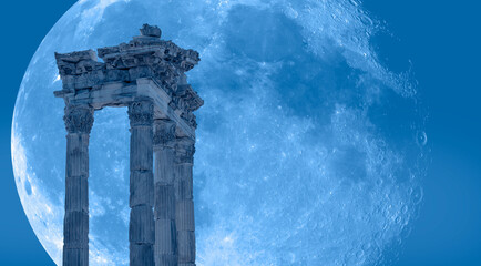 Wall Mural - Columns of the ancient city of Pergamon with Full moon - Bergama - Turkey 