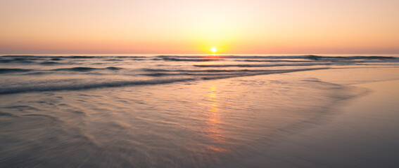 Wall Mural - Sea sunset on beach