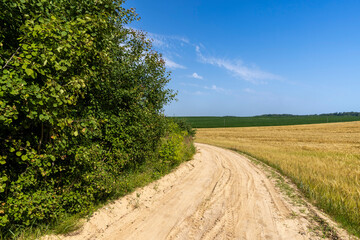 Canvas Print - Gravel highway in rural areas