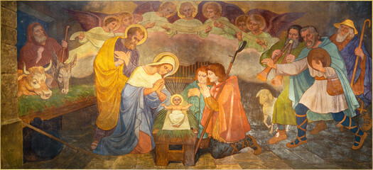 Papier Peint - BERN, SWITZERLAND - JUNY 27, 2022: The fresco of Nativity - Adoration of Shepherds in the church Dreifaltigkeitskirche by August Müller (1923).