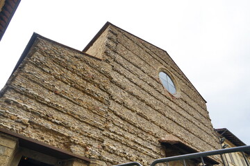 Wall Mural - Facade of the basilica of San Francesco in Arezzo, Tuscany, Italy