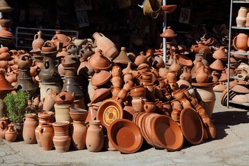 Poster - Earthenware handicraft in Morocco