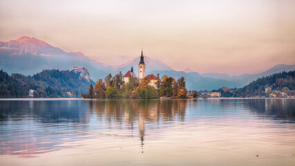 Wall Mural - amazing sunset over popular tourist destination bled lake.