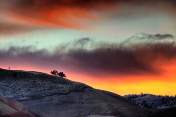 Wall Mural - Sunset over painted hills in central Oregon