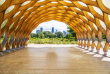 Fototapeta Big Ben - View of Chicago through a honeycomb pavilion