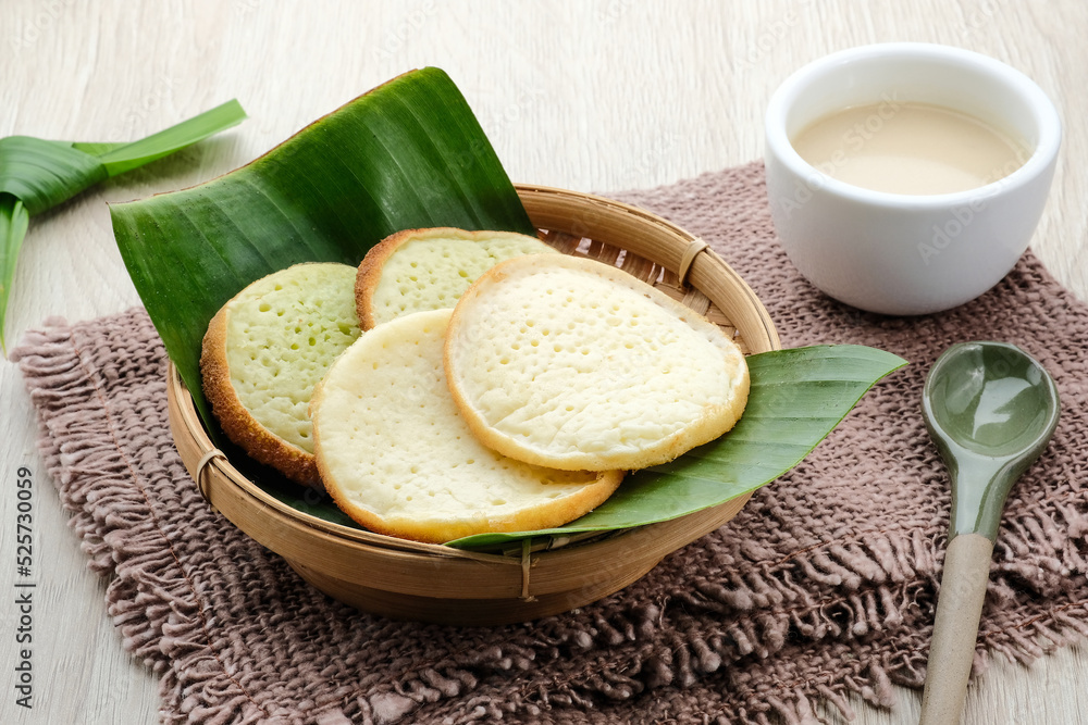 6 Jajanan Pasar yang Cocok Jadi Sarapan Enak dan Sehat 5 6 Jajanan Pasar yang Cocok Jadi Sarapan Enak dan Sehat