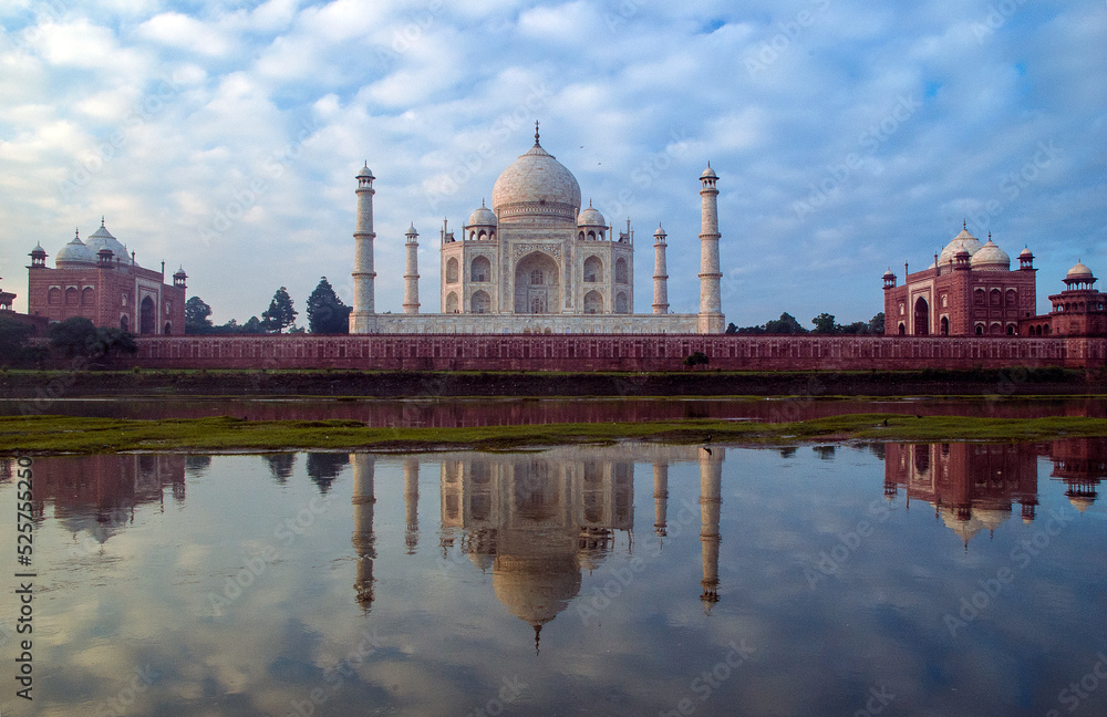 The Taj Mahal Crown Of The Palace Is An Islamic Ivory White Marble