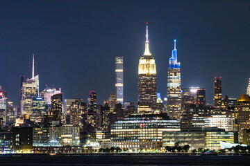 city skyline NYC at night