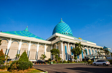 Wall Mural - Al-Akbar National Mosque Surabaya, the biggest mosque in Surabaya, East Java Province. The place for islamic people to pray.  