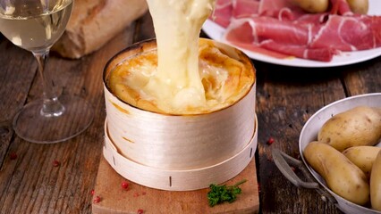 Sticker - fondue cheese melting on box ( mont d'or) French gastronomy