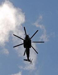 Poster - Heavy marine helicopter seen from below