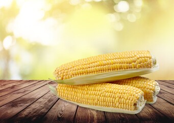 Wall Mural - Fresh ripe yellow corn on the desk