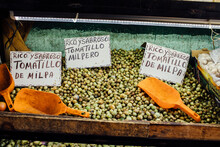 Green Tomatoes For Sale In Mexico City MArket
