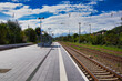 Bahnsteig, Gleis und Zug am Bahnhof Jena Göschwitz, Thüringen, Deutschalnd	