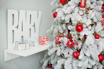 Christmas tree with red decorations