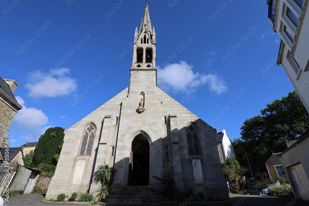 Guide Culturel : Chapelles Et Petites églises Du Finistère – Joseph Gauthier, éditions La Découvrance (2007)