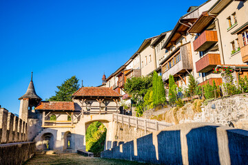 Poster - Les remparts de la Cité médiévale de Gruyères en Suisse