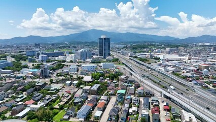 Canvas Print - 都市と道路　空撮