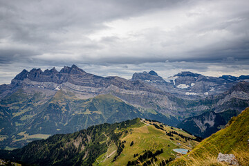 Wall Mural - Vue sur les montagnes de Val d'Illiez en Suisse en été