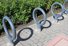 Circle Shaped Metal Bicycle Parking Lot