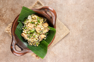 Canvas Print - Indonesia traditional cuisine: oseng taoge or kecambah jambal roti or stir fry bean sprouts with salted fish