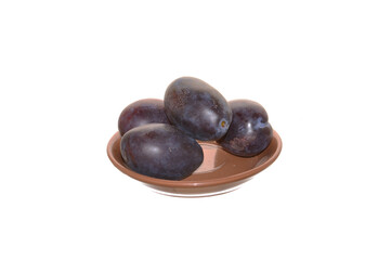 Wall Mural - plums isolated on white background