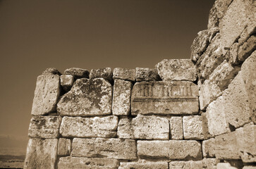 Wall Mural - Ruins of antique city Hierapolis, in Pamukkale, Turkey