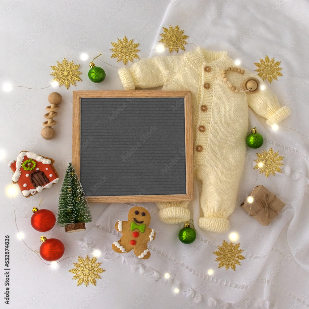 1000 F 532874826 nVi6APAe6NlOSscGyqYNj22tfcU6rlD7 stock-foto „winter social media pregnancy announcement . letter